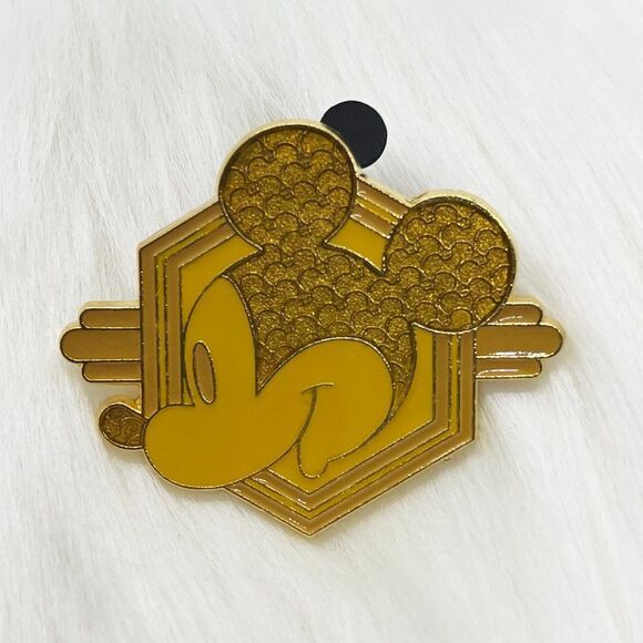 🔮 5/$25 Disney Mickey Mouse Memories Art Deco Mickey Pin - Picture 1 of 3
